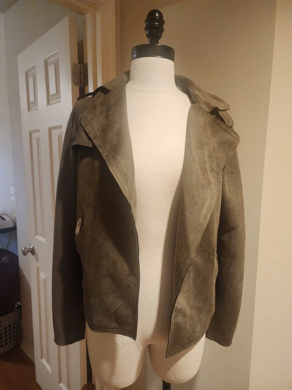 Tahari Women's Faux Suede Moto Jacket Olive Moss